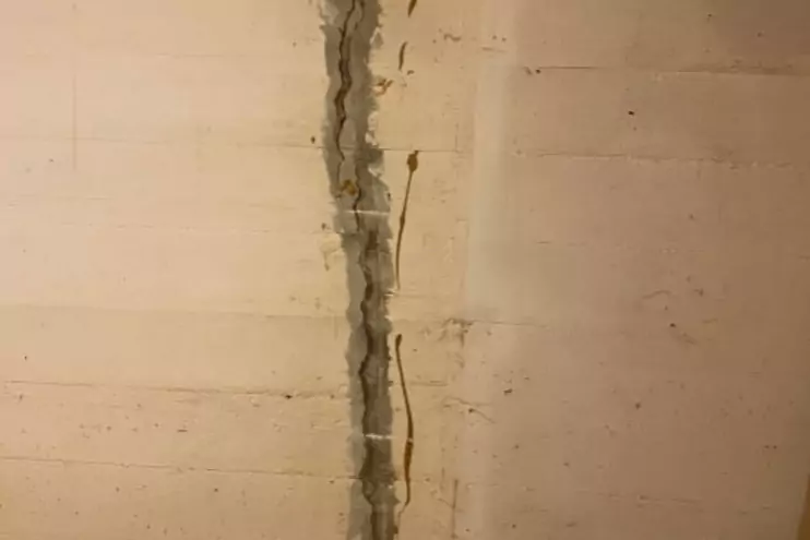 Basement Wall Cracks Bellevue